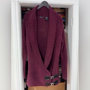 🍷 Vintage Stylish Moda International Cozy Burgundy Buckle Cardigan Sweater 🍷